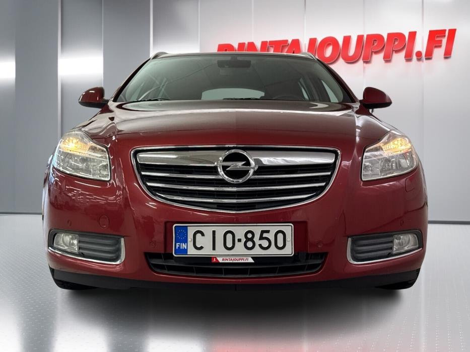 OPEL Insignia 2012