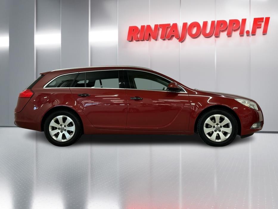 OPEL Insignia 2012