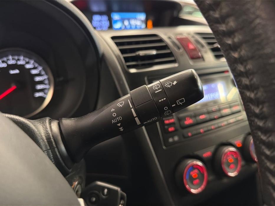 SUBARU XV 2012