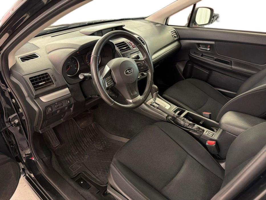 SUBARU XV 2012