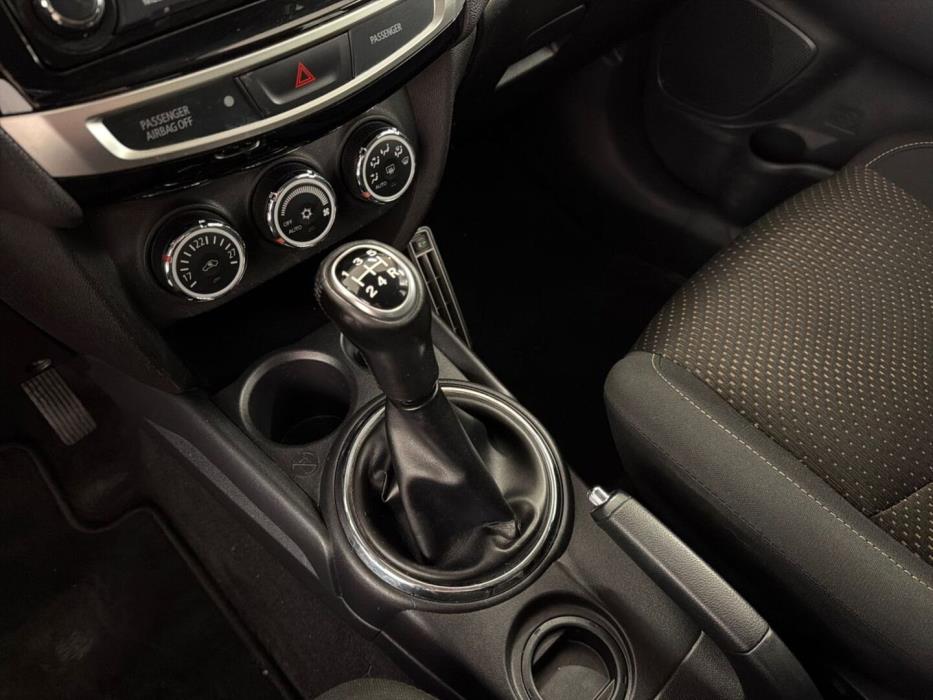 MITSUBISHI ASX 2014