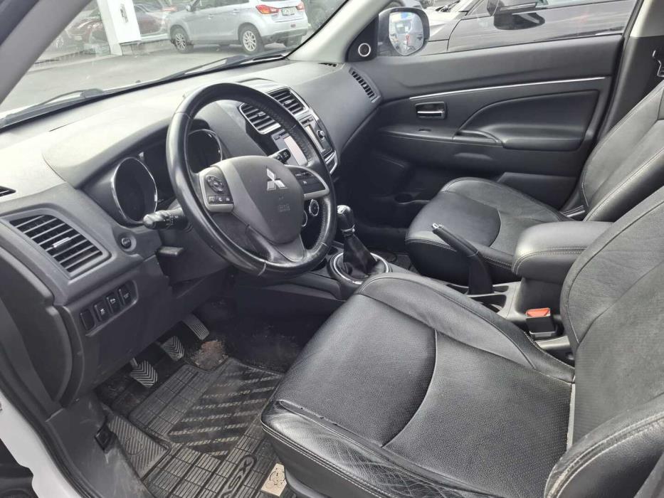 MITSUBISHI ASX 2015