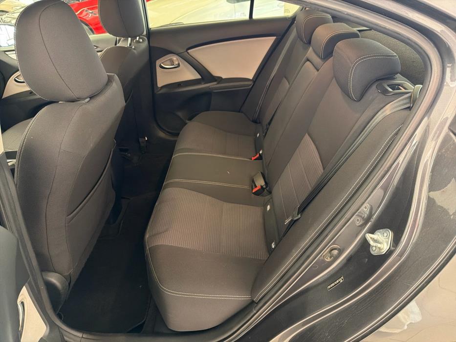 TOYOTA Avensis 2017