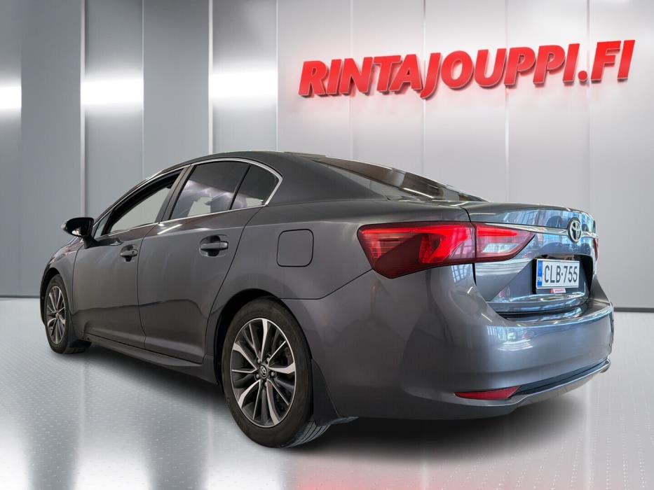 TOYOTA Avensis 2017