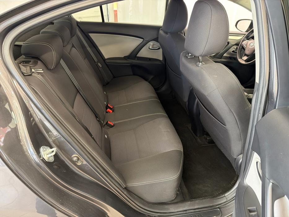 TOYOTA Avensis 2017