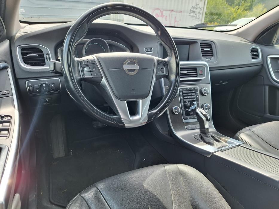 VOLVO V60 2014