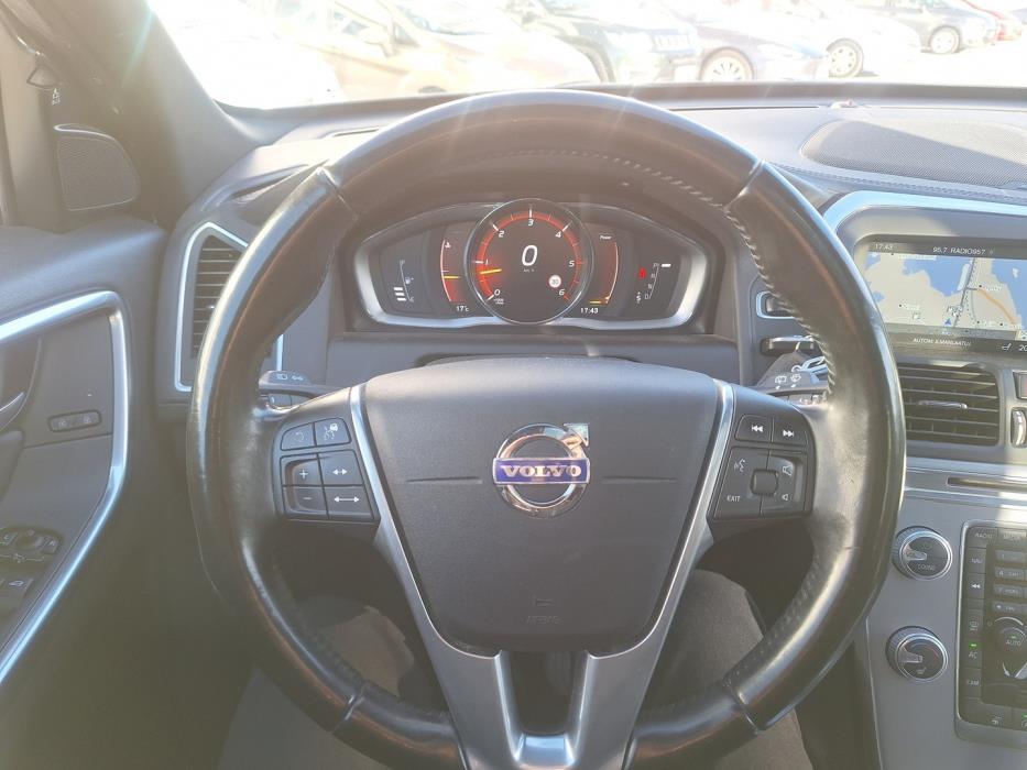 VOLVO XC60 2016