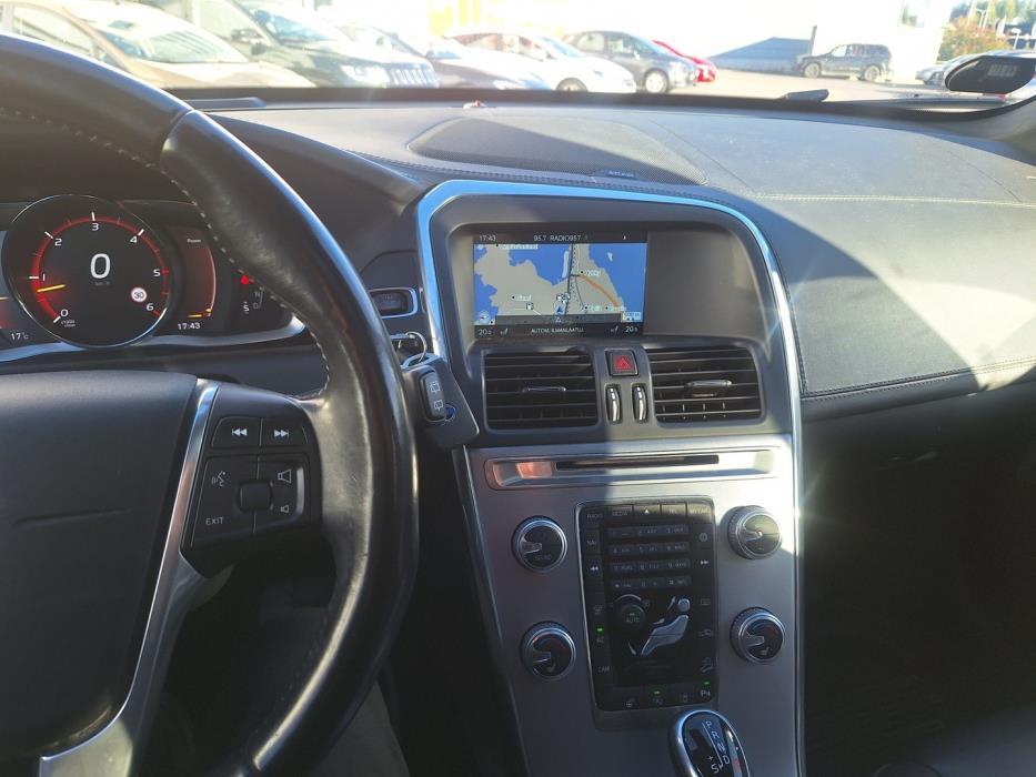 VOLVO XC60 2016