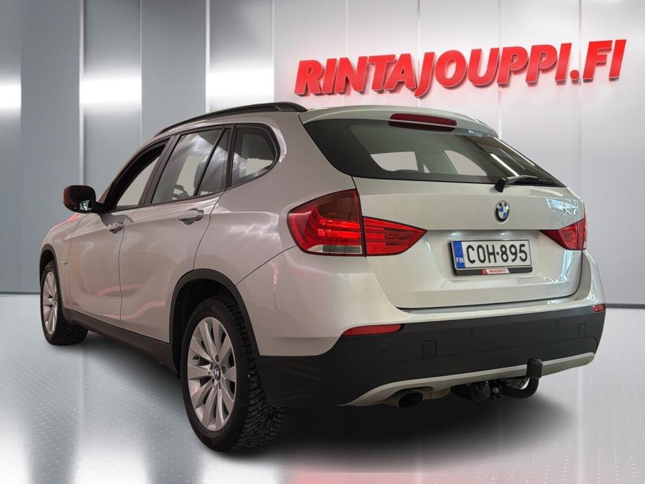 BMW X1 2012