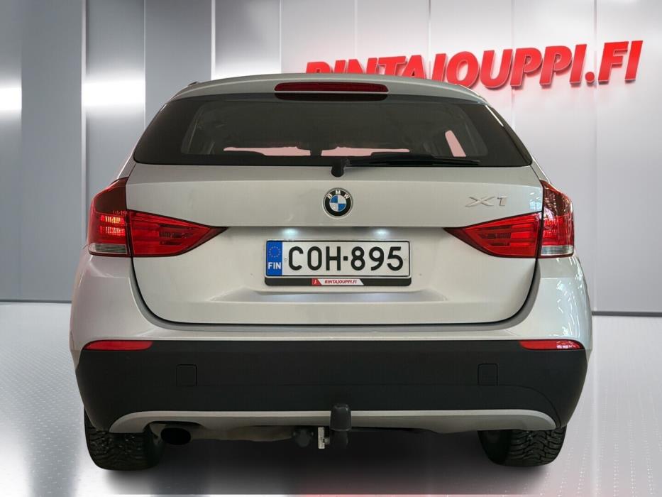 BMW X1 2012