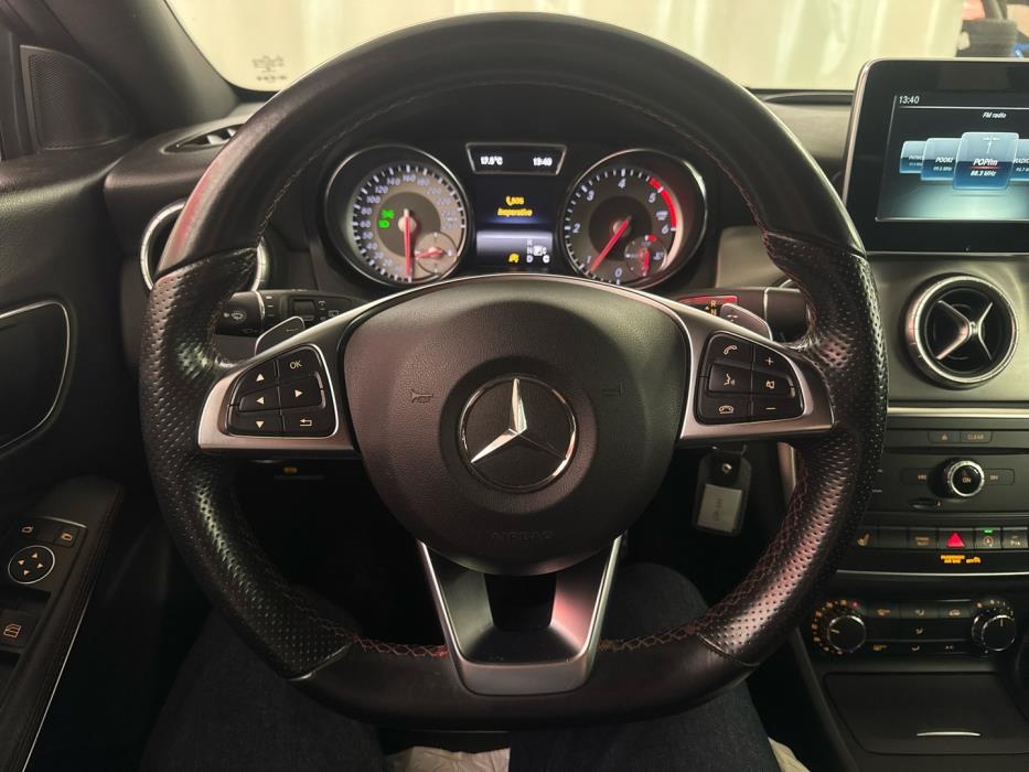 MERCEDES-BENZ CLA 2015