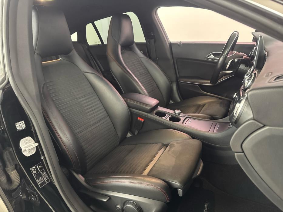 MERCEDES-BENZ CLA 2015