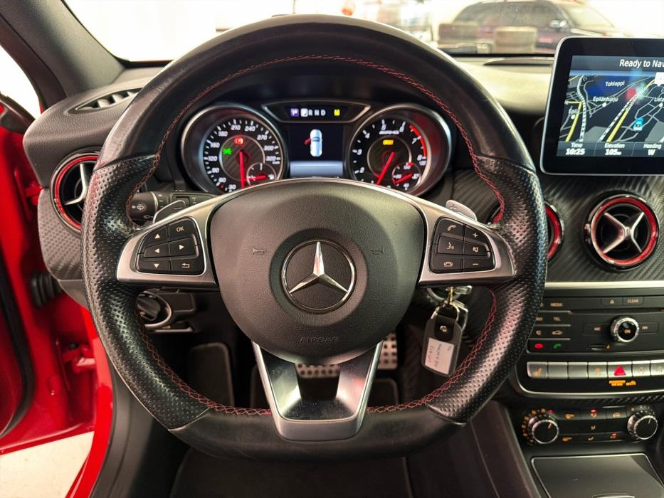 MERCEDES-BENZ A 2017