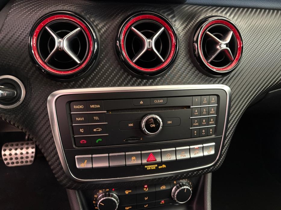 MERCEDES-BENZ A 2017