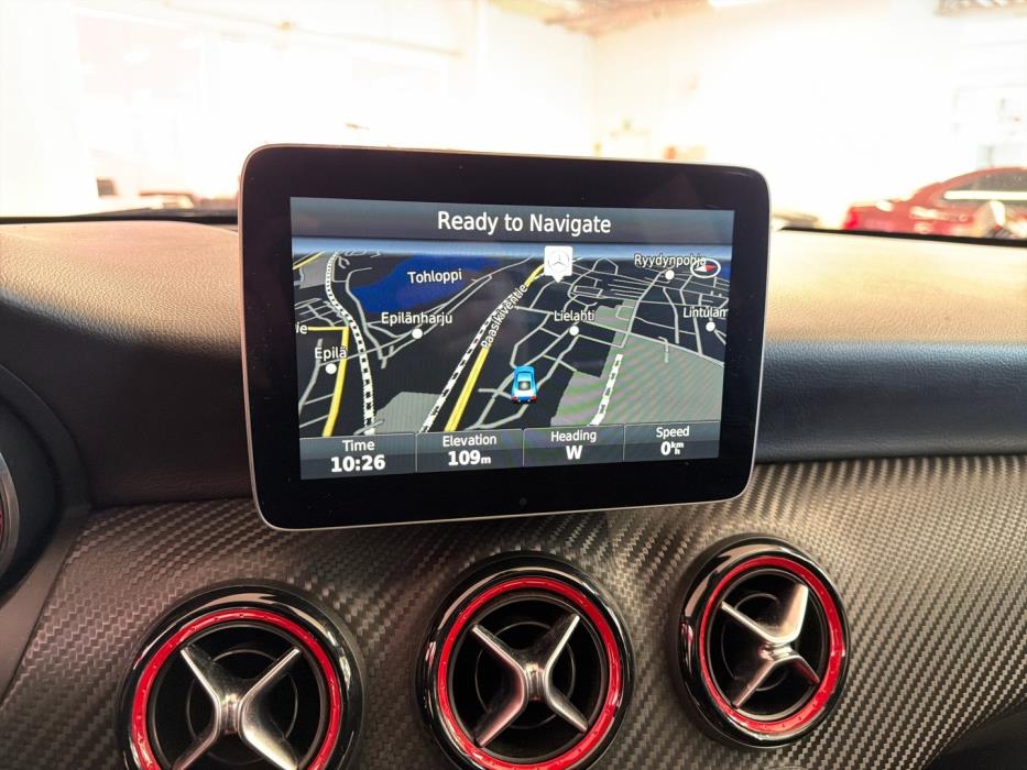 MERCEDES-BENZ A 2017