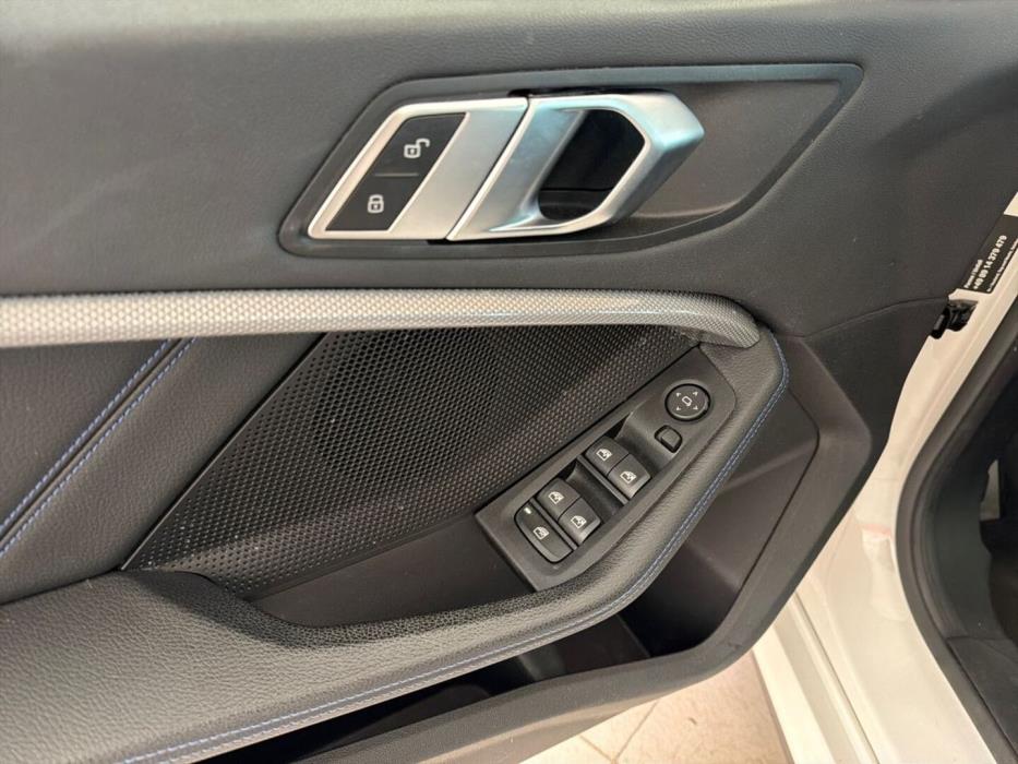 BMW 218 2022