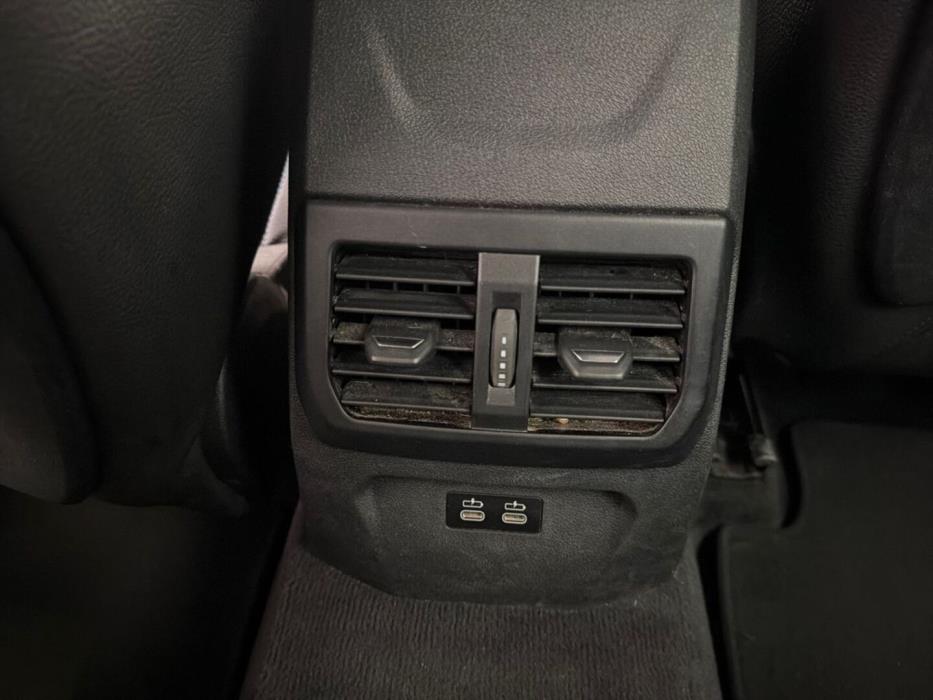 BMW 218 2022