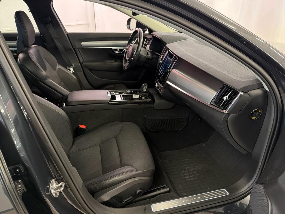 VOLVO V90 2020