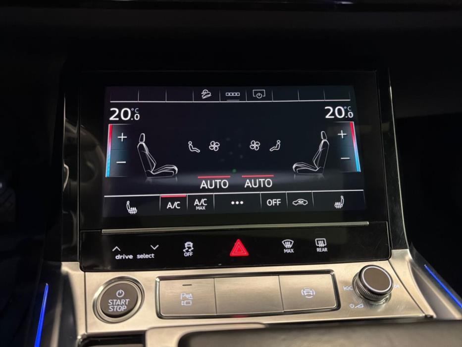 AUDI e-tron 2021