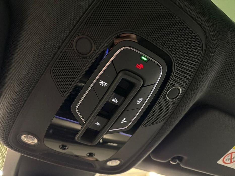 AUDI e-tron 2021