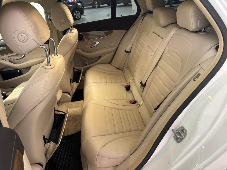 MERCEDES-BENZ C 2015