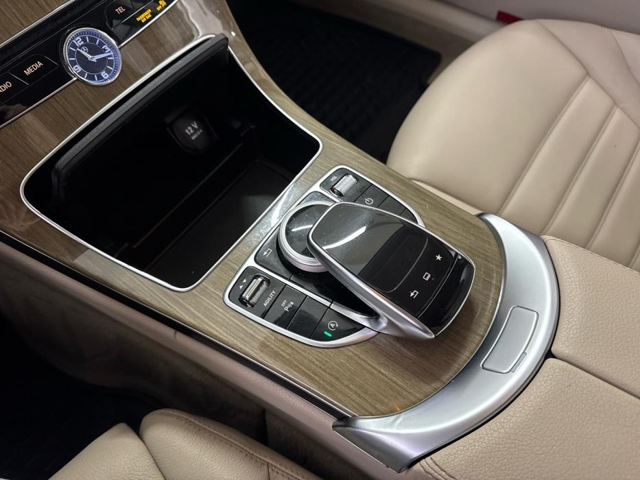 MERCEDES-BENZ C 2015