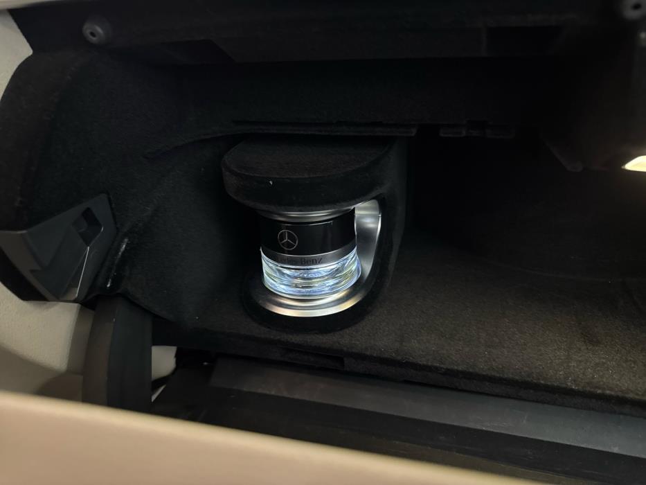 MERCEDES-BENZ C 2015