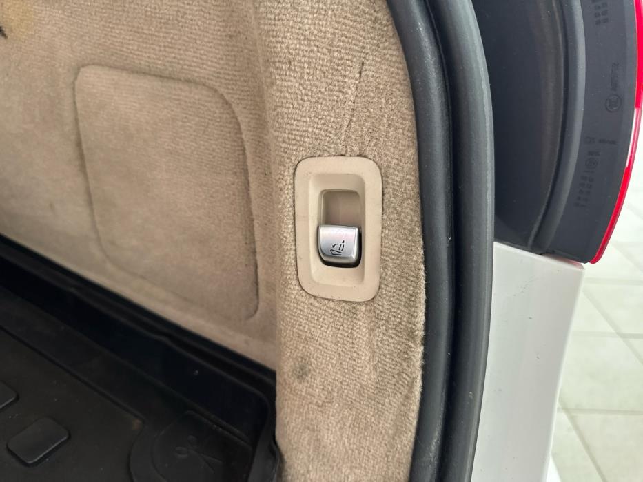 MERCEDES-BENZ C 2015