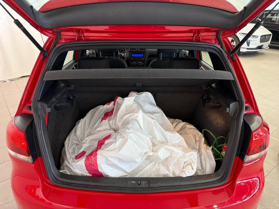 VOLKSWAGEN Golf 2010