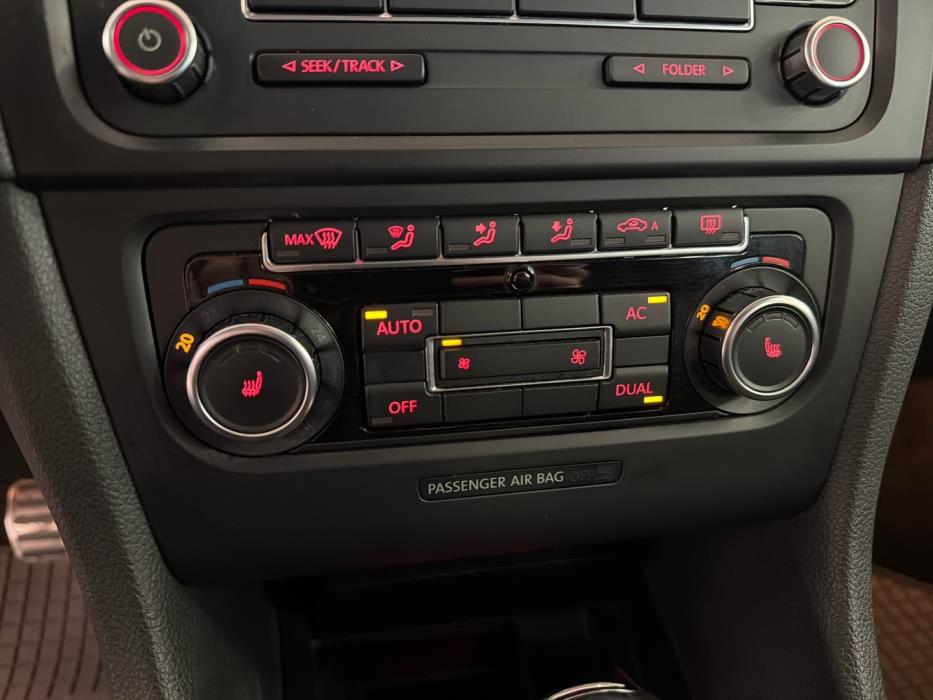 VOLKSWAGEN Golf 2010