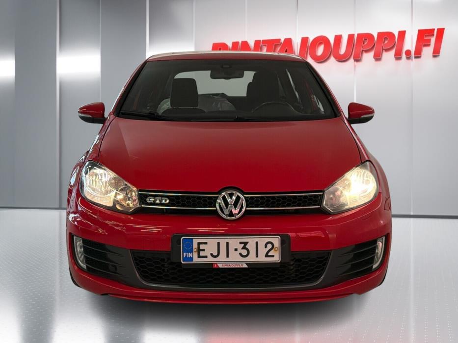 VOLKSWAGEN Golf 2010