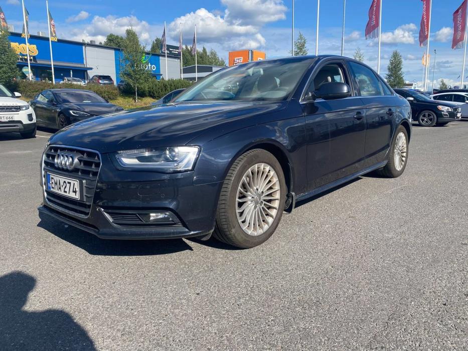 AUDI A4 2012