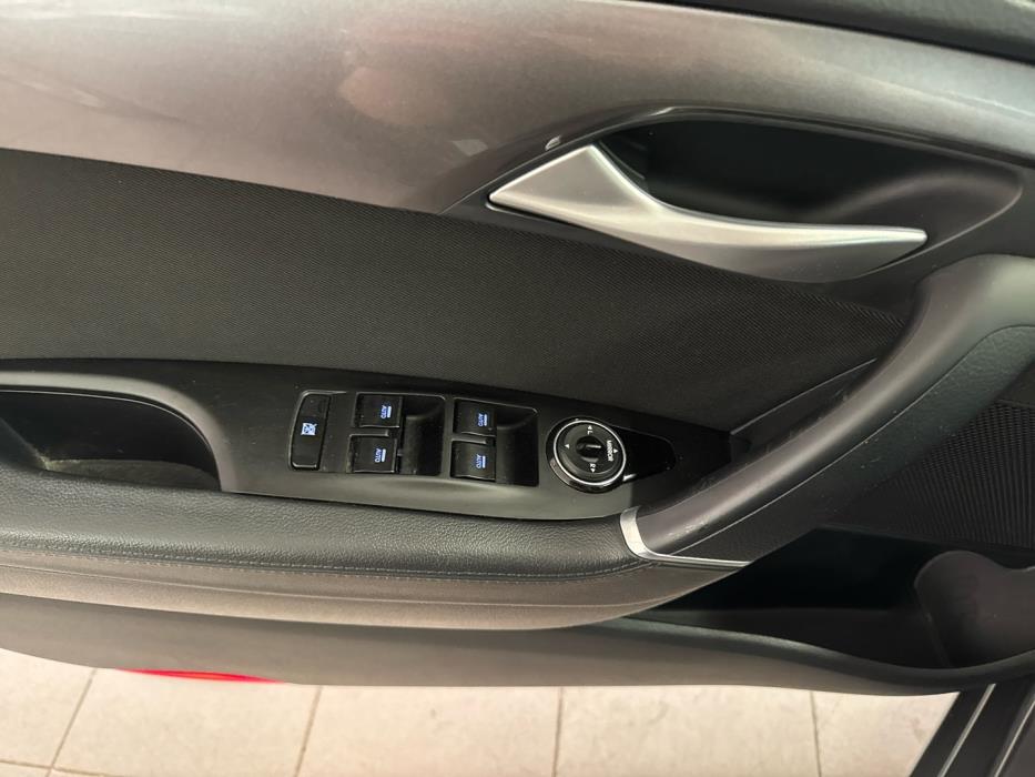 HYUNDAI i40 Sedan 2015