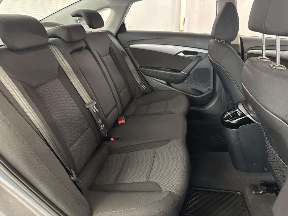 HYUNDAI i40 Sedan 2015