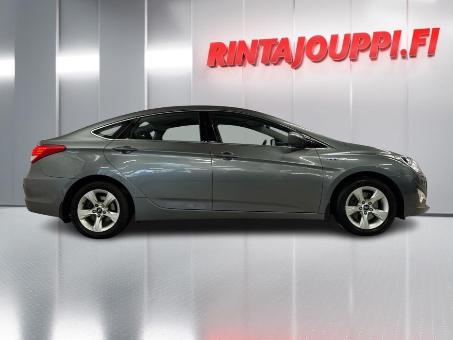 HYUNDAI i40 Sedan 2015