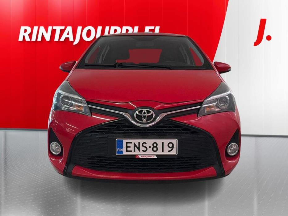 TOYOTA Yaris 2016