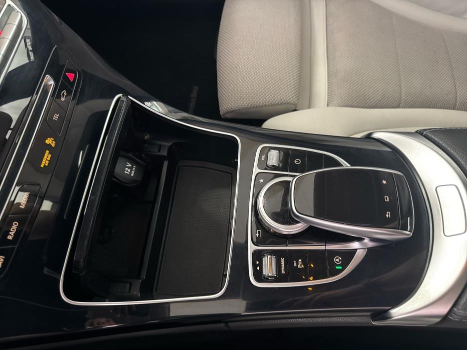 MERCEDES-BENZ C 2016