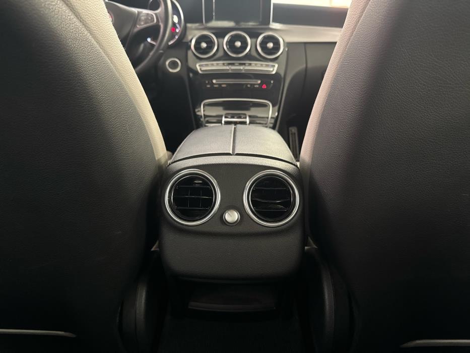 MERCEDES-BENZ C 2016