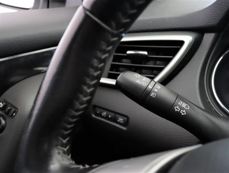 NISSAN Qashqai 2016