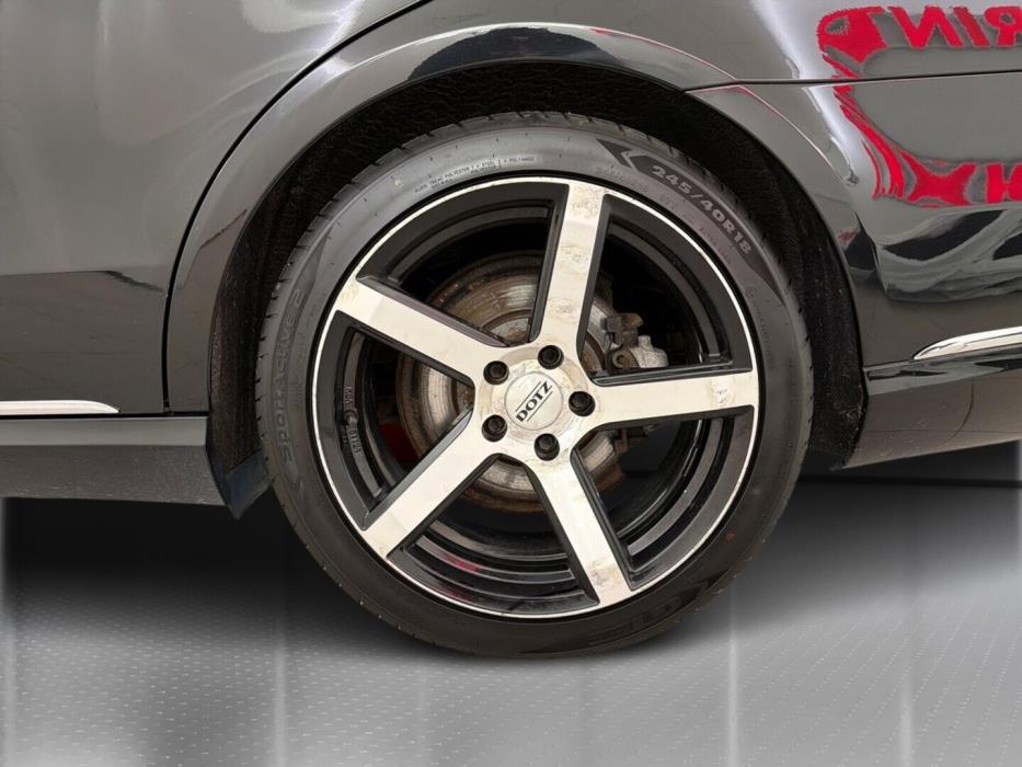 MERCEDES-BENZ E 2013