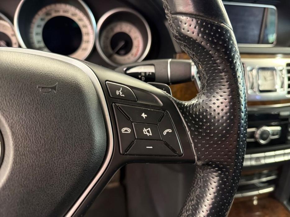 MERCEDES-BENZ E 2013