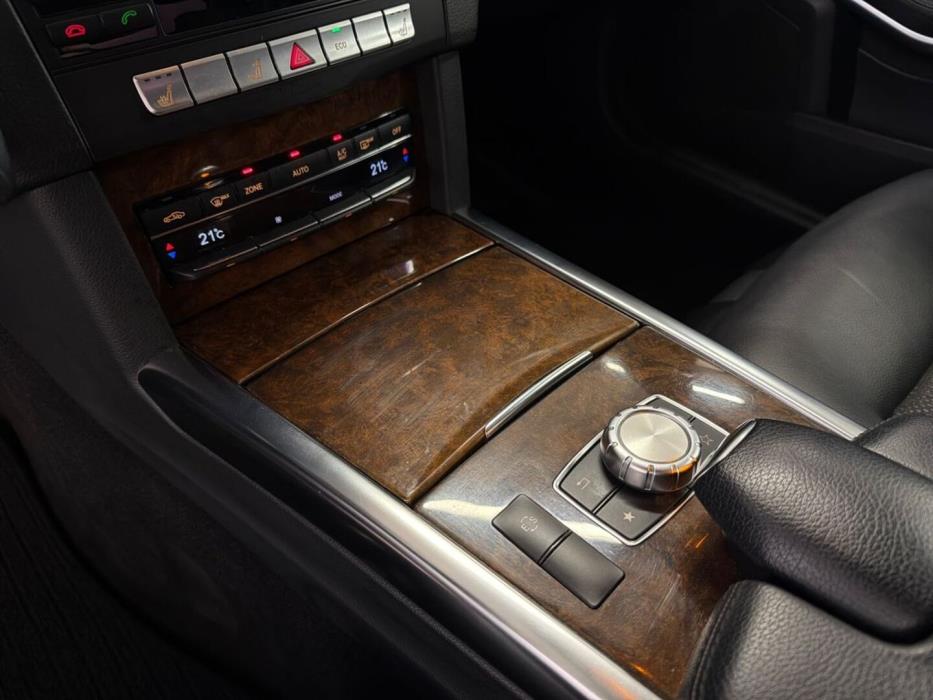 MERCEDES-BENZ E 2013