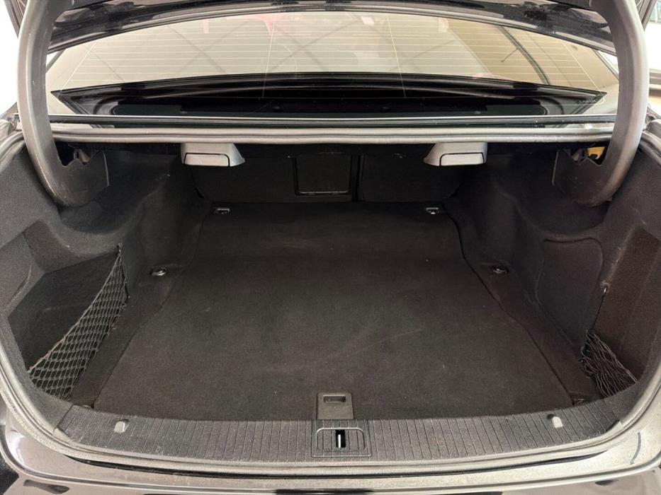 MERCEDES-BENZ E 2013