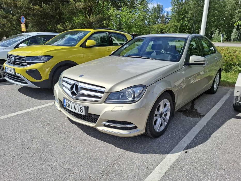 MERCEDES-BENZ C 2012