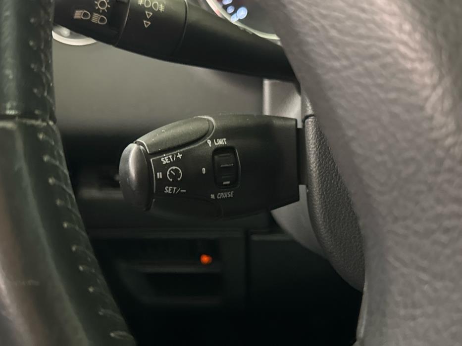 PEUGEOT 3008 2012