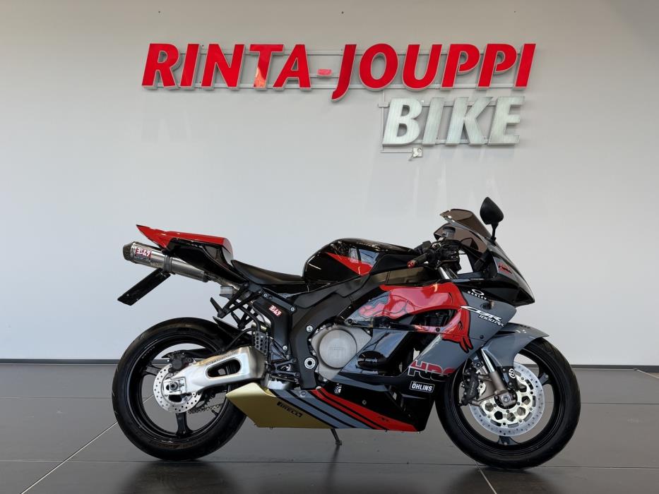 HONDA CBR 2005