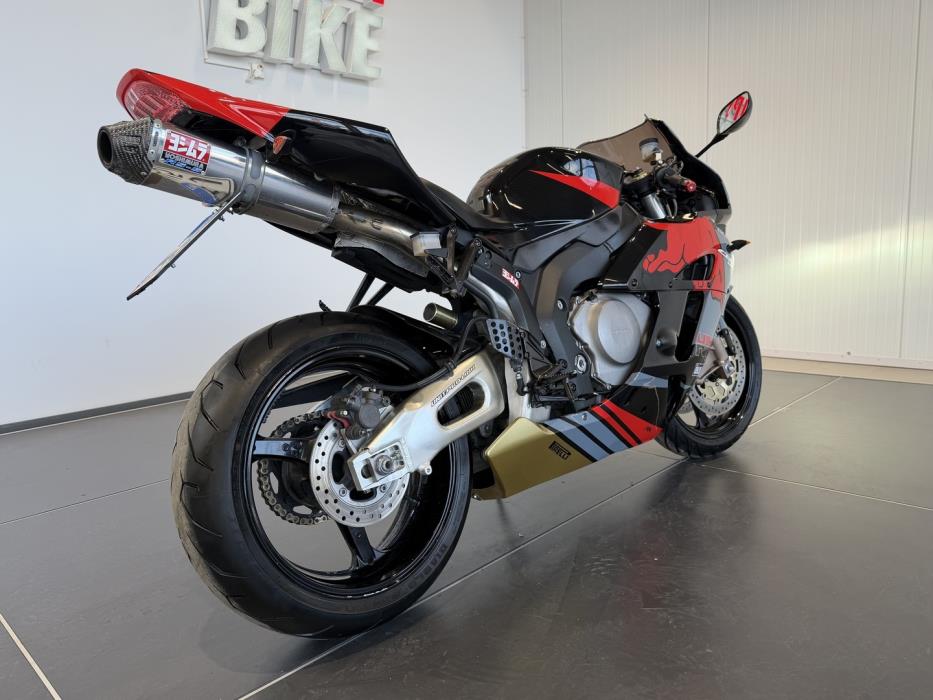 HONDA CBR 2005