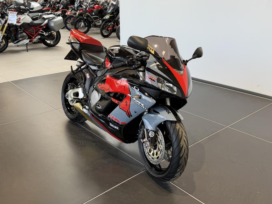 HONDA CBR 2005