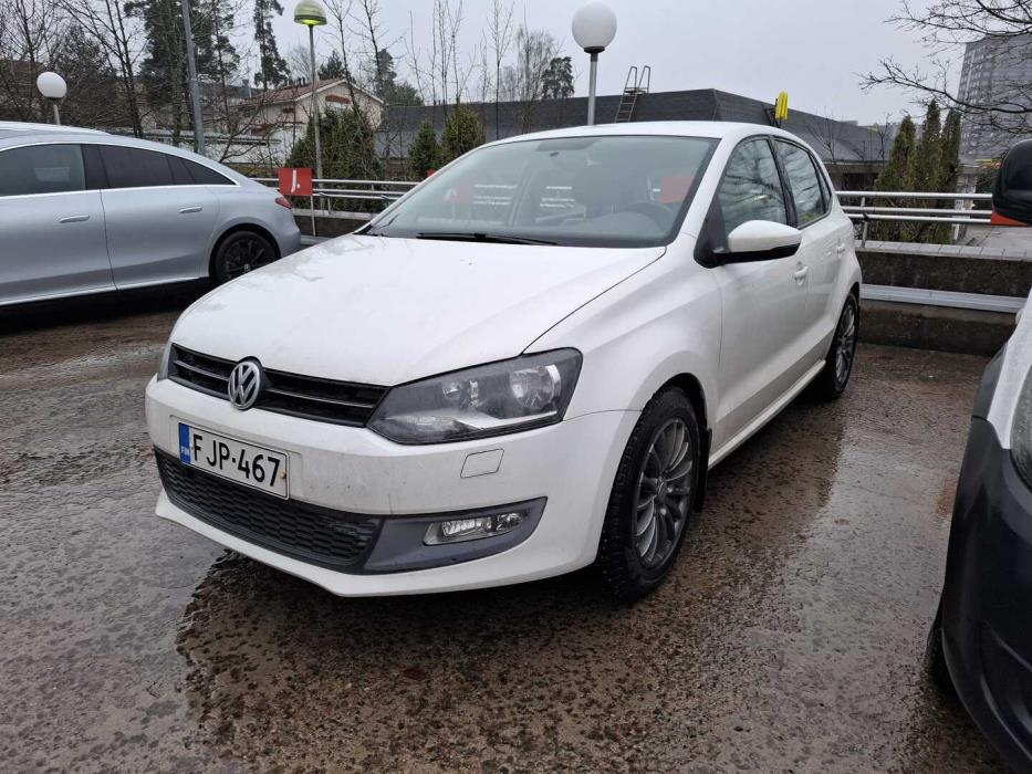 VOLKSWAGEN Polo 2010