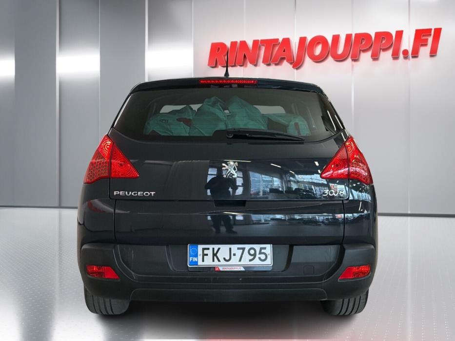 PEUGEOT 3008 2011